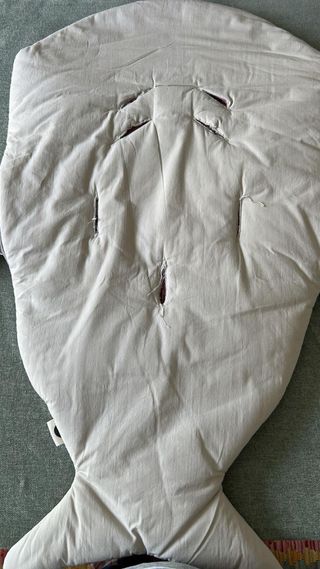 Saco para carro tip tiburón gris y rosa Baby Bites