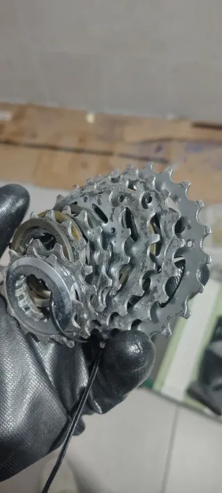 Cassetta Campagnolo 9v con corona non originale