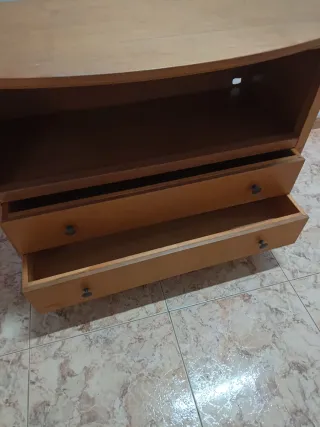 Mesa TV con 2 cajones