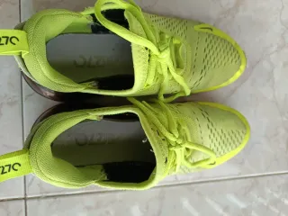 Nike Air Max 270 Botines Verdes y Amarillos