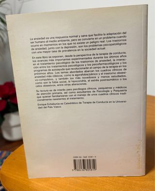 trastornos de ansiedad” de Enrique Echeburúa.