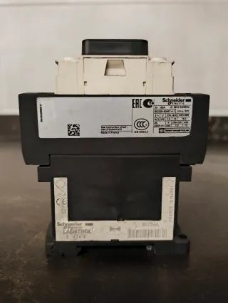 Contactor trifásico Schneider (Precio negociable)