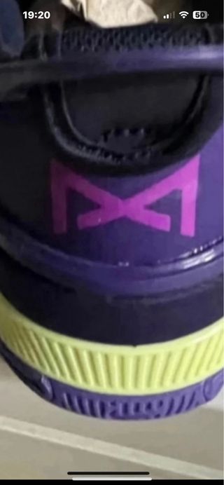 Zapatillas Nike Moradas y Verdes