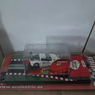 Scalextric Corvette C6R + Pista Gran Chicane