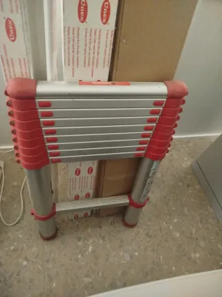 Escalera telescópica Unex 3m