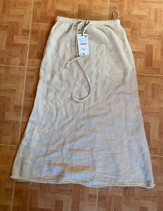 Falda midi Zara beige talla XS