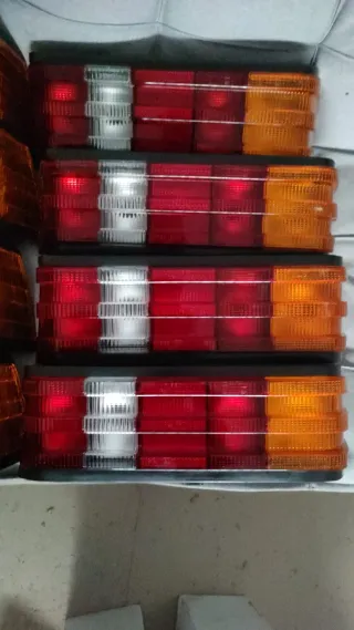 Piloto Trasero Mercedes 190 (W201) Nuevo