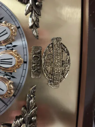 Reloj de pared antiguo madera péndulo