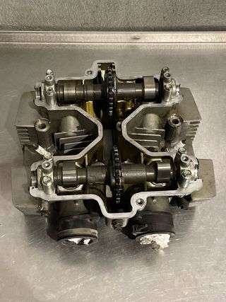 Culata Suzuki GS500 2007