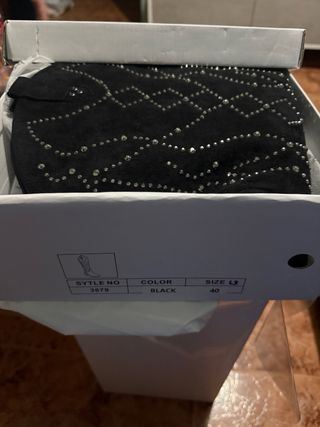 Botas altas negras N.40 sin estrenar