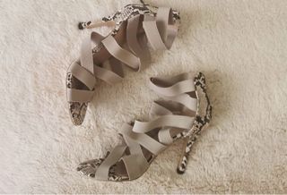 Sandalias de tacón verano talla 39 NUEVAS