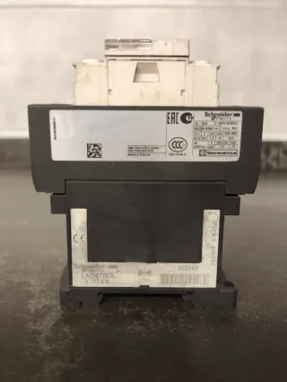 Contactor trifásico Schneider (Precio negociable)