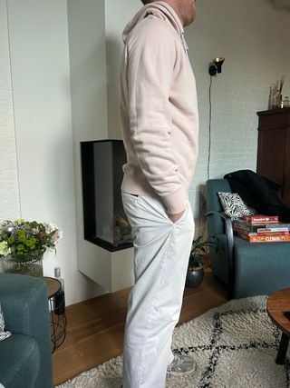 Sudadera rosa con texto