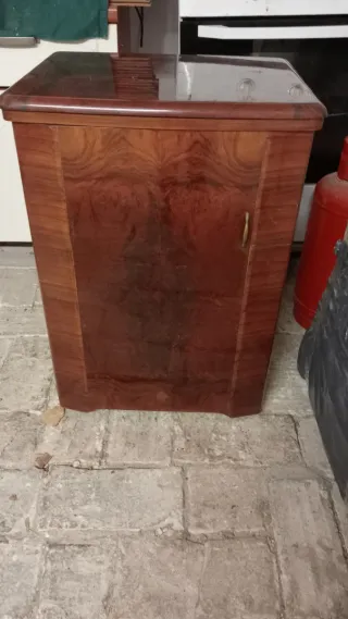 Macchina da cucire Singer antica