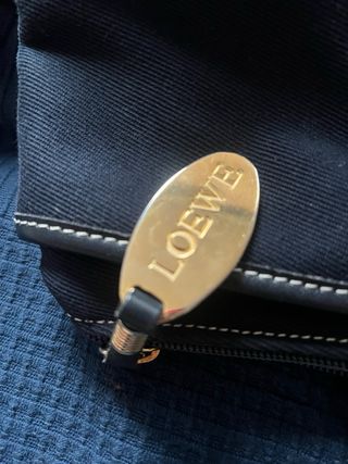 Bolso Loewe Vintage Negro y Dorado