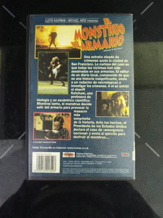 EL MONSTRUO DEL ARMARIO VHS TROMA CAJA GRANDE