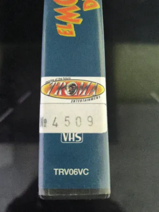 EL MONSTRUO DEL ARMARIO VHS TROMA CAJA GRANDE