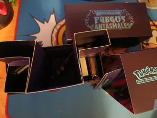 ETB Pokémon Fuegos Fantasmales