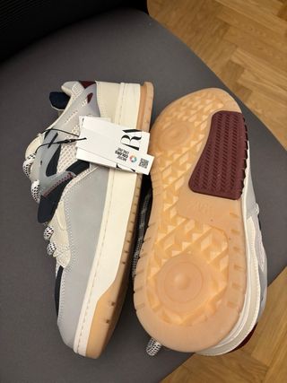 Zapatillas Zara Beige y Gris