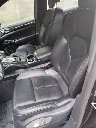 Porsche Cayenne 2016