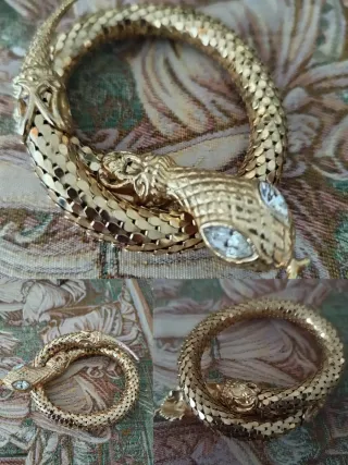 Pulsera Serpiente Dorada con Ojos de Cristal