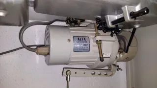 Máquina de coser industrial alfa km137b