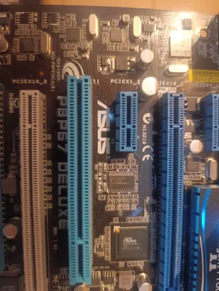 Placa Base ASUS P8P67 Deluxe + Disipador Noctua