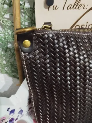 Bolso piel efecto trenzado marrón Genuine leather