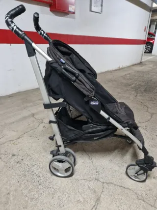 Silla de paseo Chicco negra