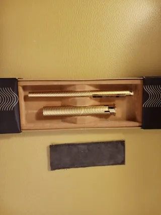 Penna e accendino Pierre Cardin