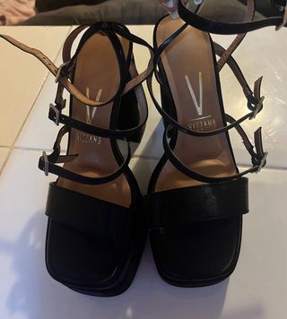 Zapatos de tacón negros
