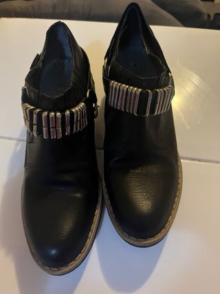 Zapatos de tacón negros