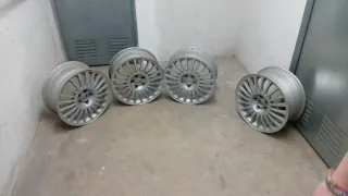 4 Llantas de aleación originales