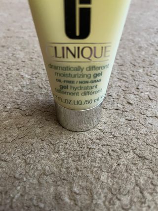 Lote de 2 Hidratantes Dramatically Different 50 ml