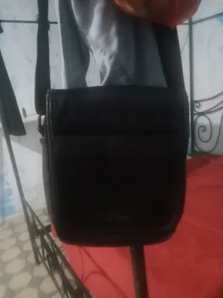 Mochila Guess Negra original talla grande