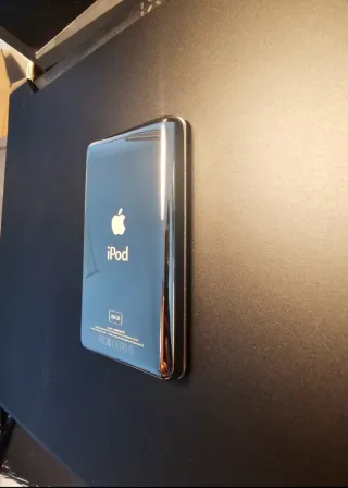 iPod Classic 6ª Gen 80GB Plata