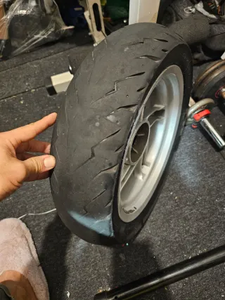 Rueda Moto 130/70-13 63P Aprilia