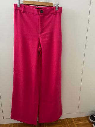 Pantalón de traje rosa Zara