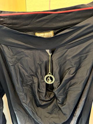 Vestido negro manga larga