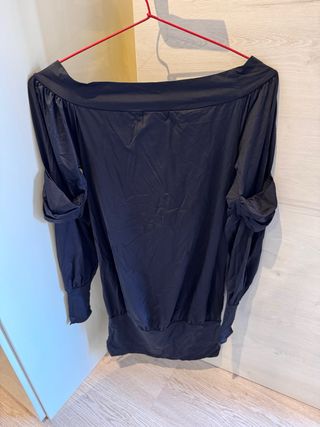 Vestido negro manga larga