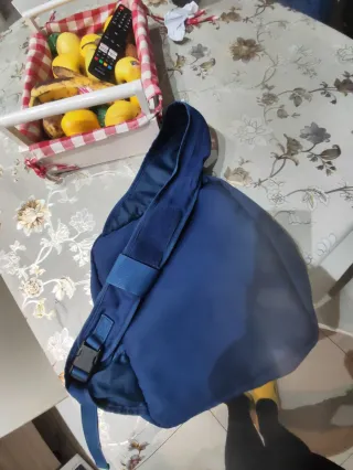 Borsone tracolla blu