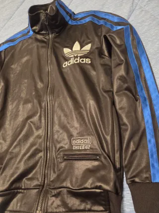 Giacca Adidas Chile 62 nera e blu