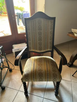 Conjunto 6 sillas y 2 sillones nogal