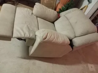 Poltrona reclinabile beige in tessuto