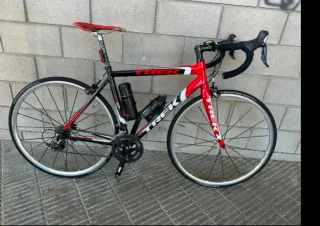 Bicicleta Trek Roja y Negra