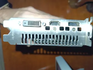 Tarjeta Gráfica ASUS GTX 1650 6GB + Fuente 500W