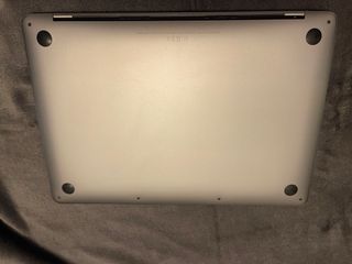 MacBook Pro 2019 13 120GB 8GB RAM