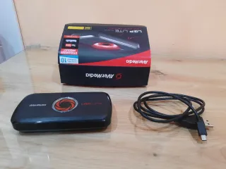 Capturadora AverMedia LGP Lite Negra y Roja