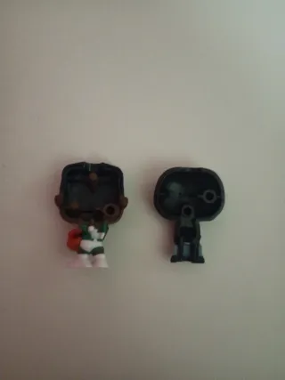 Mitades de funkos de stranger things kinder