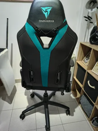 Silla Gamer ThunderX3 Negra y Turquesa